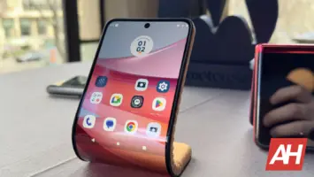 Motorola adaptīvā displeja koncepcija (8)