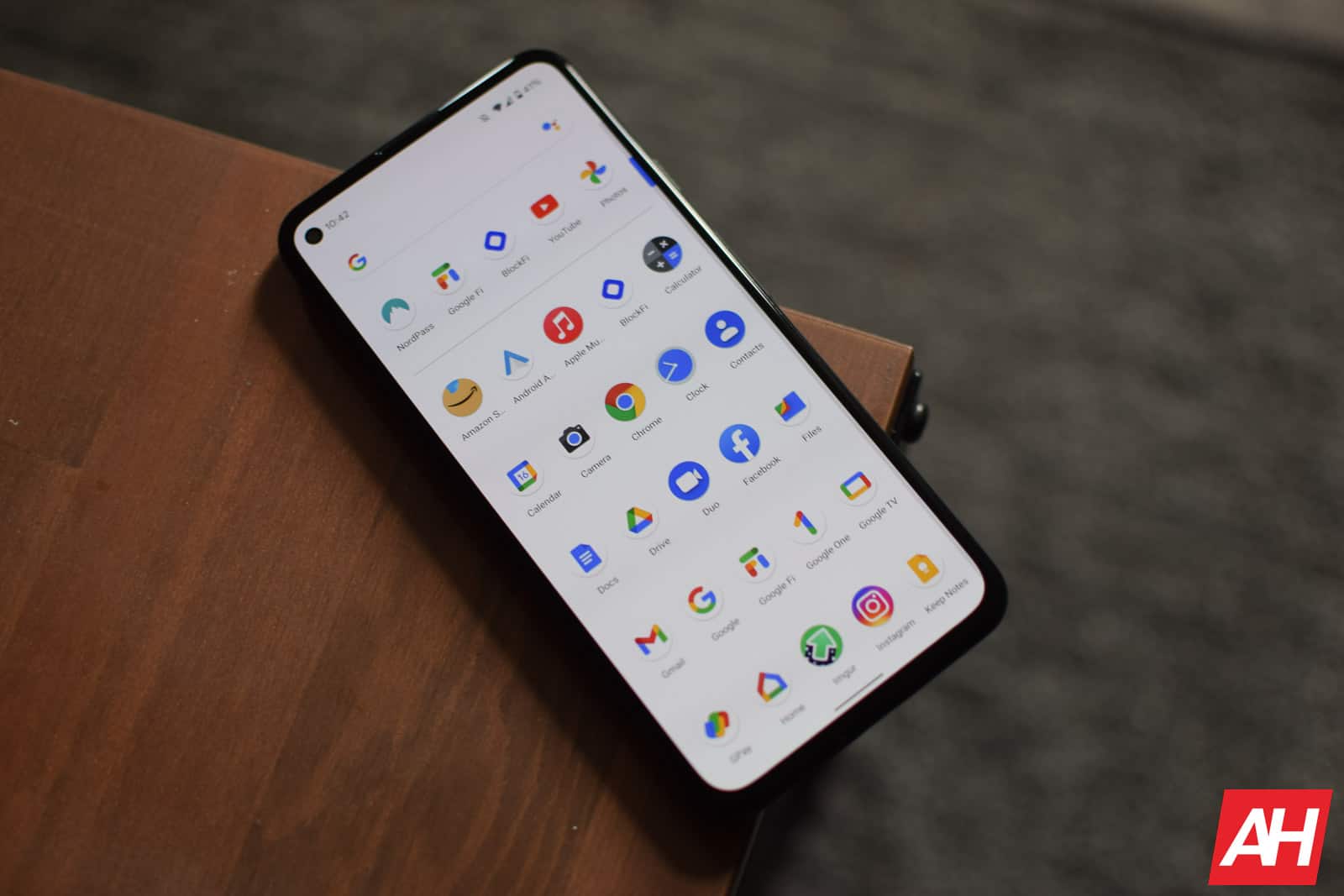 Google tālrunis Pixel 5a netiks atjaunināts uz Android 15