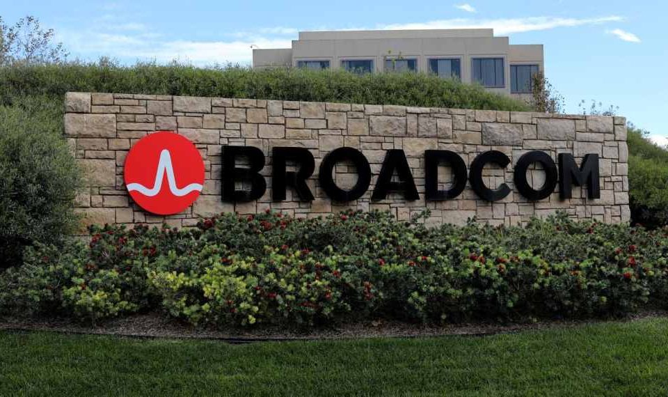 KKR iegādājas Broadcom attālās piekļuves vienību 4 miljardu dolāru darījumā