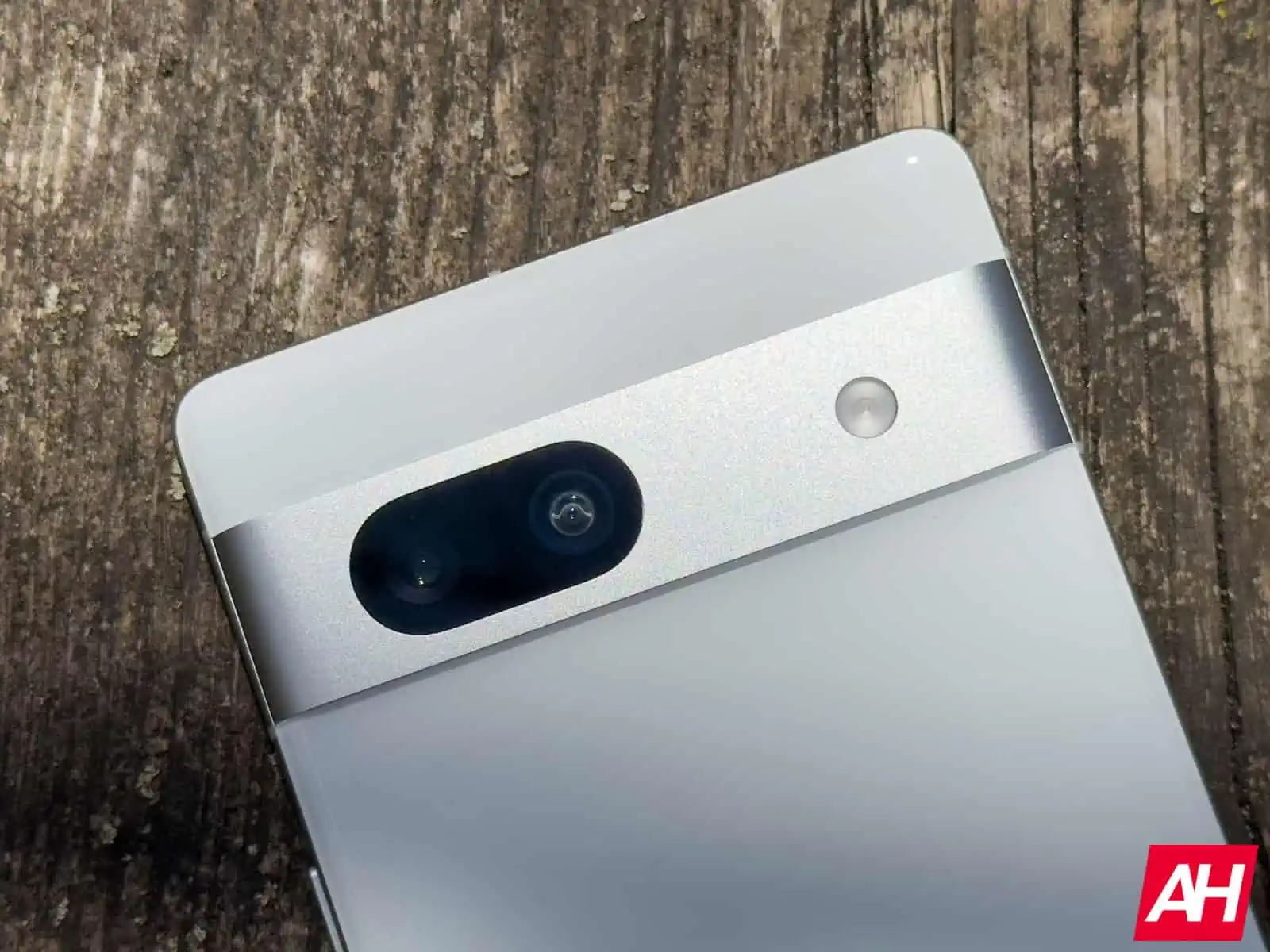 Google Pixel 7a apskats AM AH 17