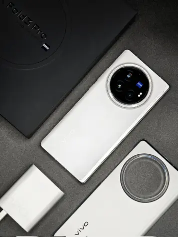 Vivo X Fold 3 attēla noplūde 24