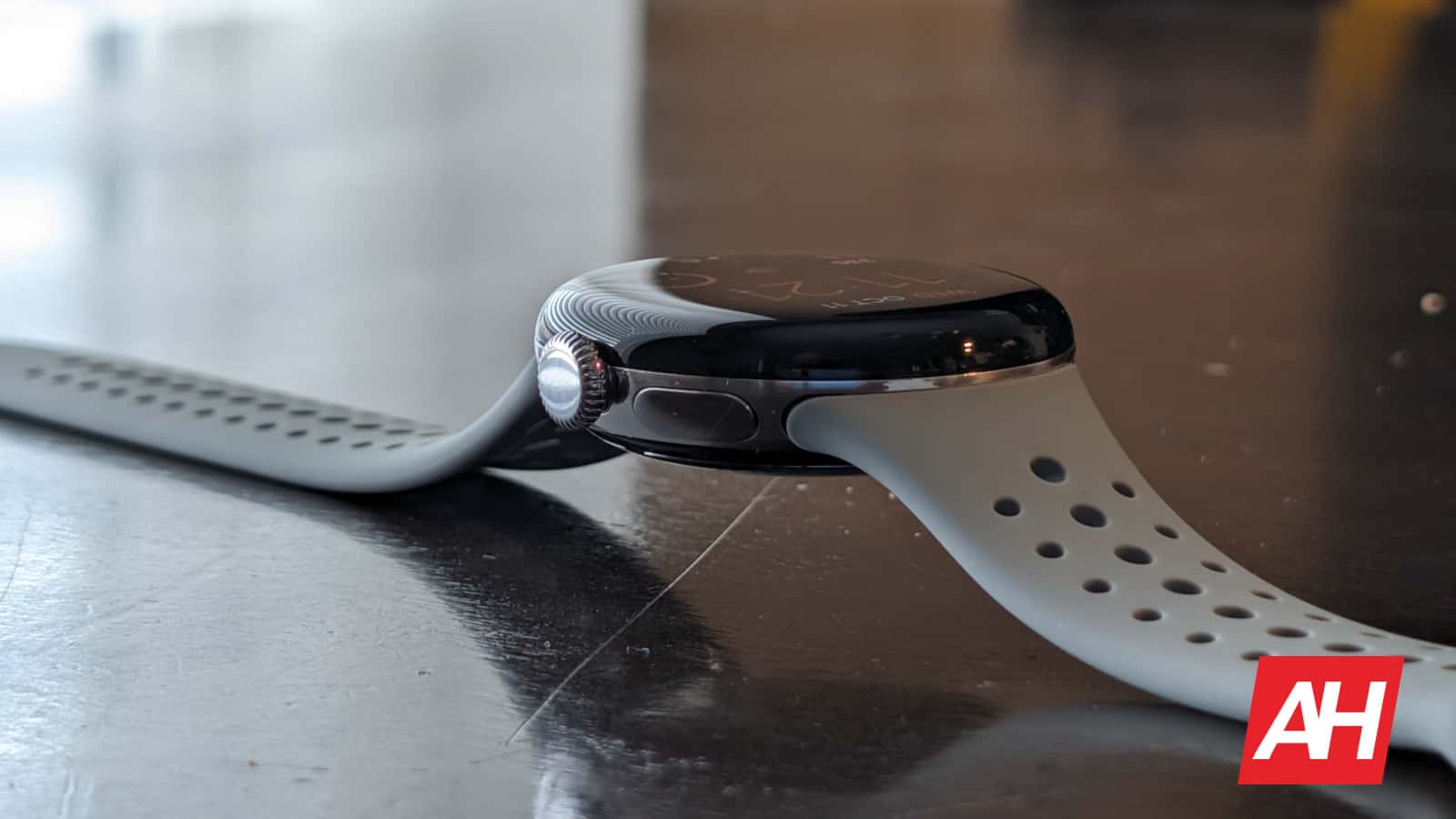 Featured image for Google backports new Fitbit Workout UI to first-gen Pixel Watch