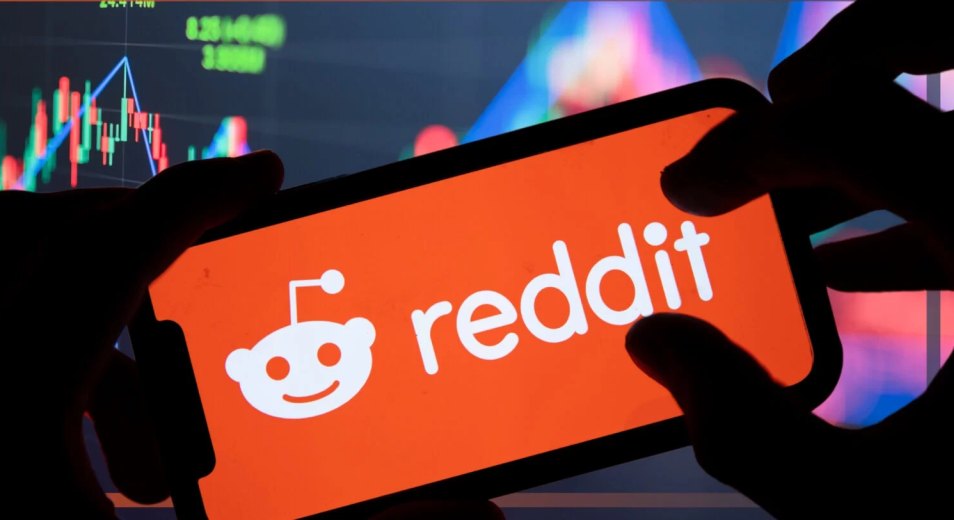 Reddit ilgi gaidītā IPO cena bija visaugstākajā diapazonā, jo novērtējums no 10 miljardiem ASV dolāru 2021. gadā samazinās līdz 6,4 miljardiem $.
