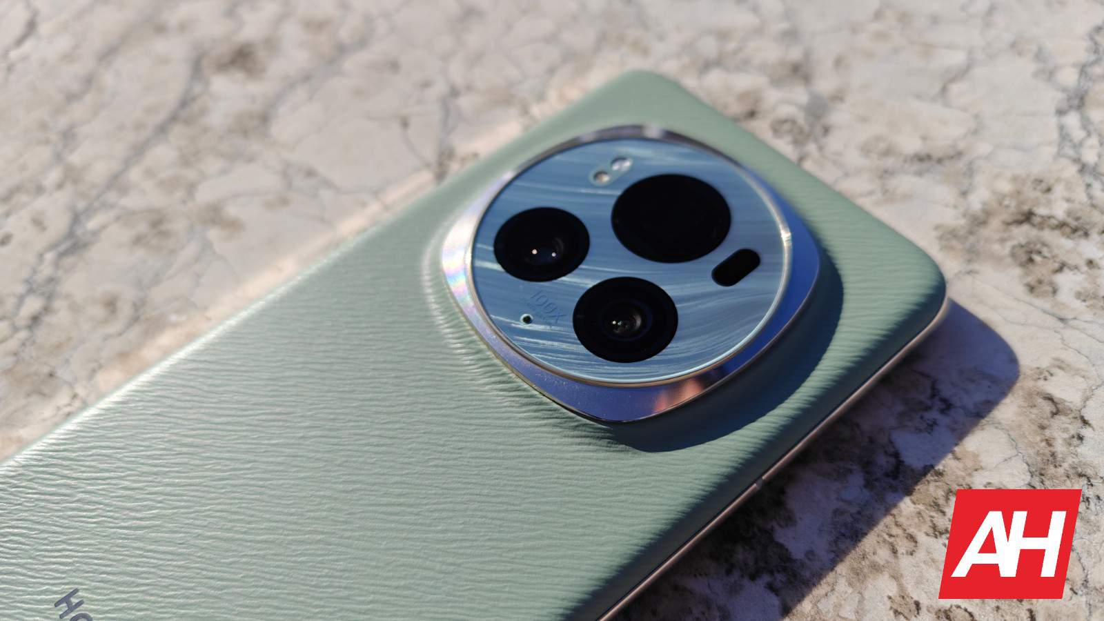 AH HONOR Magic6 Pro attēls 55