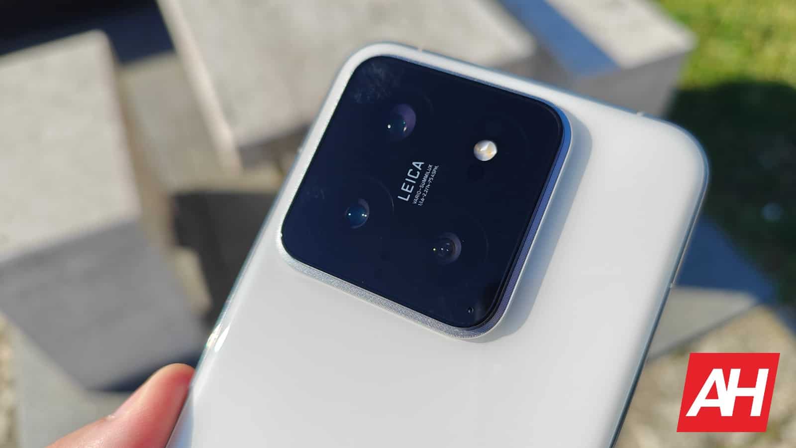 AH Xiaomi 14 34. attēls