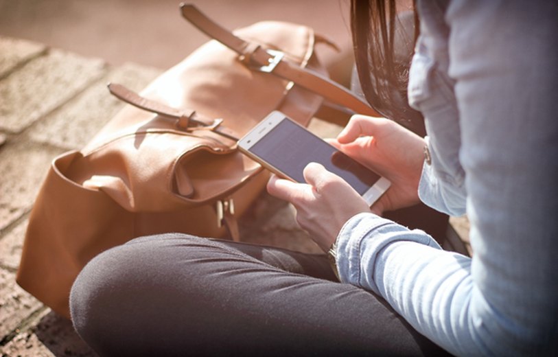 Sociālo mediju ietekme uz tiešsaistes kazino mārketingu un iesaistīšanos