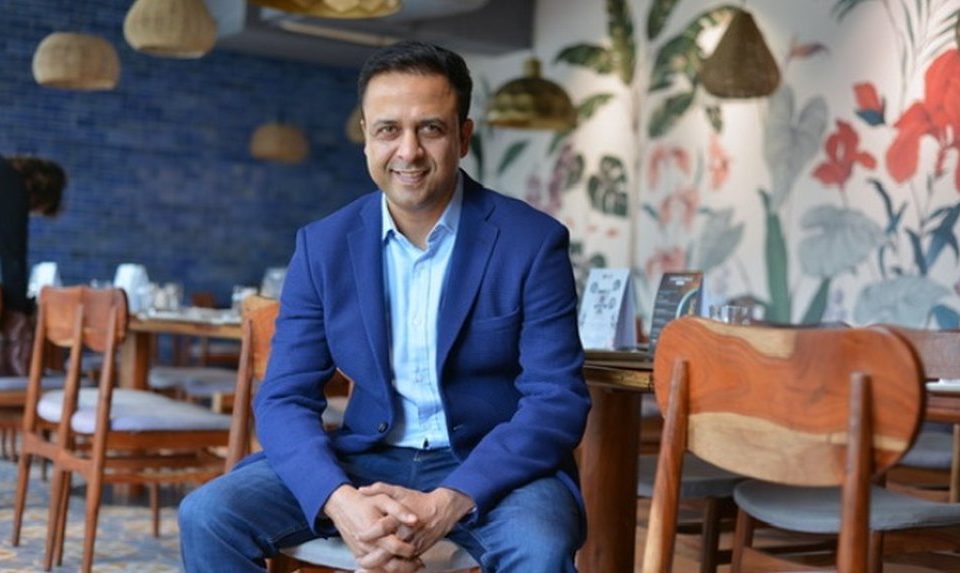 Squadhelp maina zīmolu uz Atom tikai gadu pēc finansējuma piesaistīšanas 10 miljonu ASV dolāru apmērā