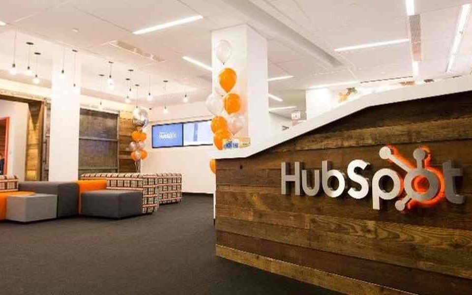 Tiek ziņots, ka Google izsaka piedāvājumu iegādāties HubSpot