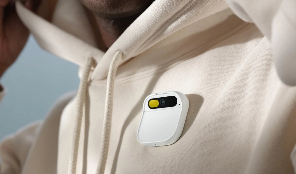 2025. gada neveiksmīgās tehnoloģijas: pārspīlētākie jauninājumi un kāpēc eksperti palaida garām acīmredzamos trūkumus