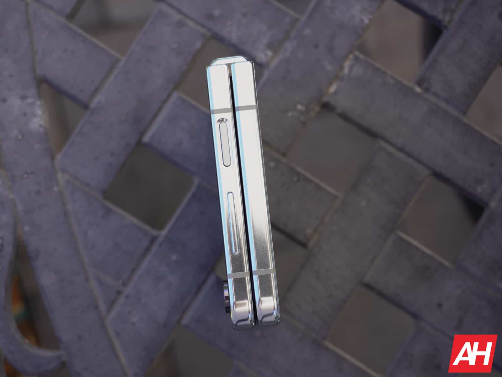 Featured image for Galaxy Z Flip 6