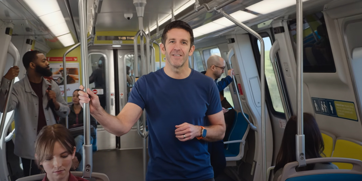 John Ternus, SVP de Hardware