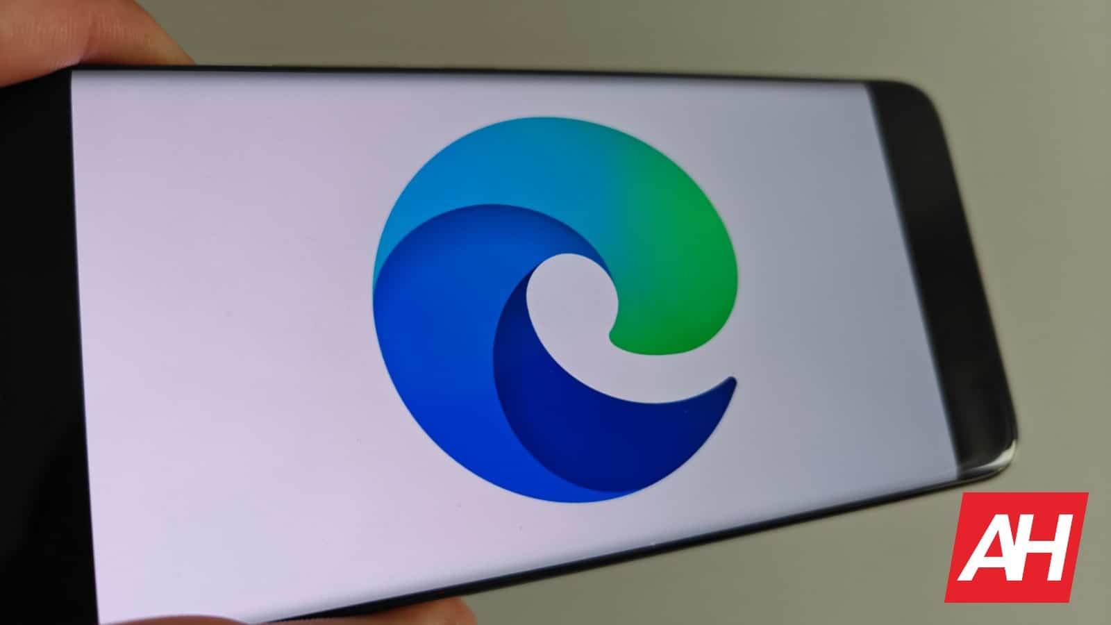 Featured image for Microsoft Edge getting real-time translation and dubbing of videos