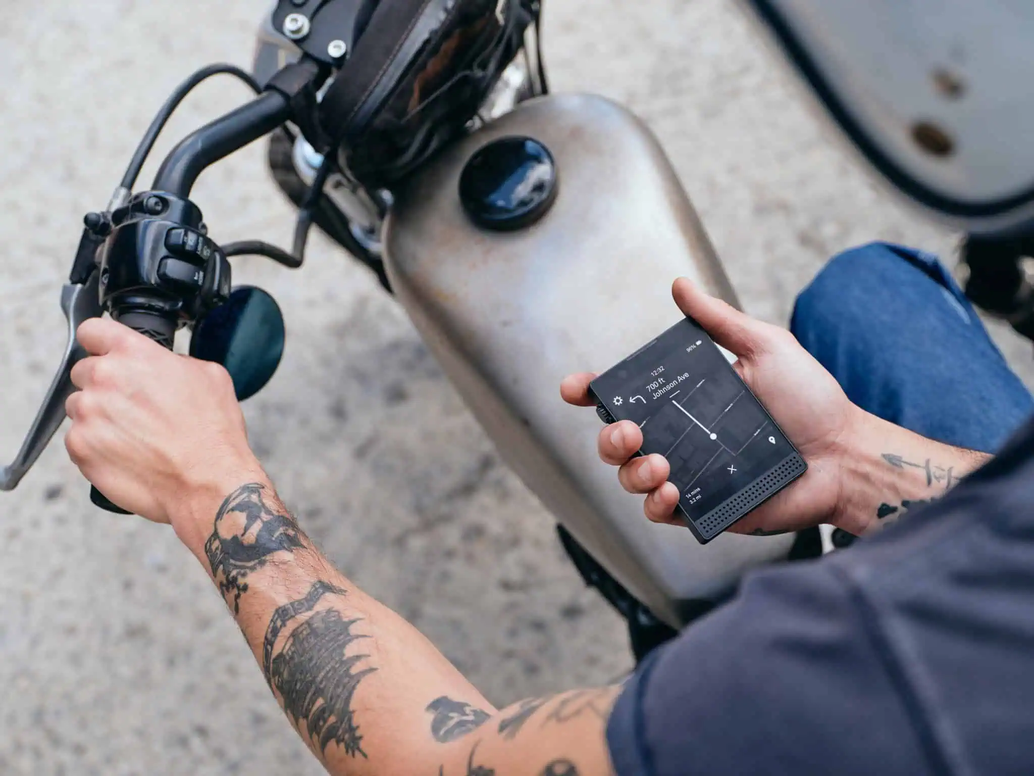 Viegls tālrunis 3 2