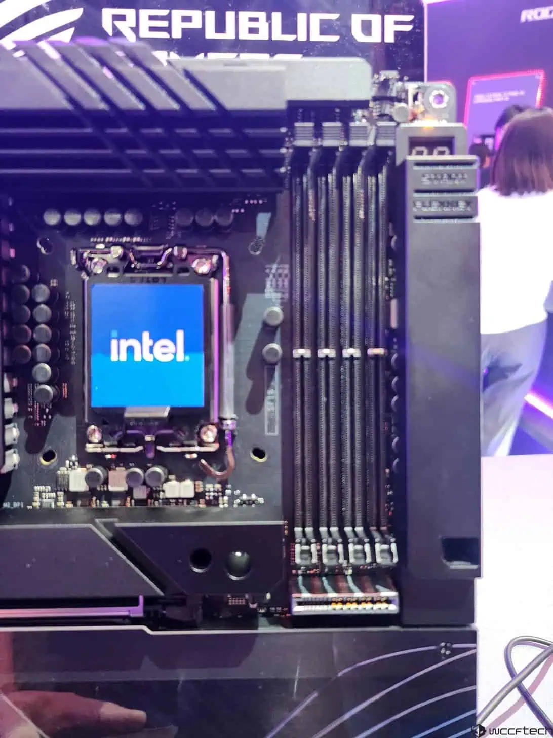 ASUS ROG mātesplate (1)