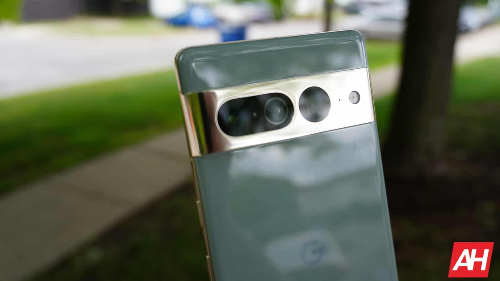 Google VPN nodrošina Pixel 7 un Fold