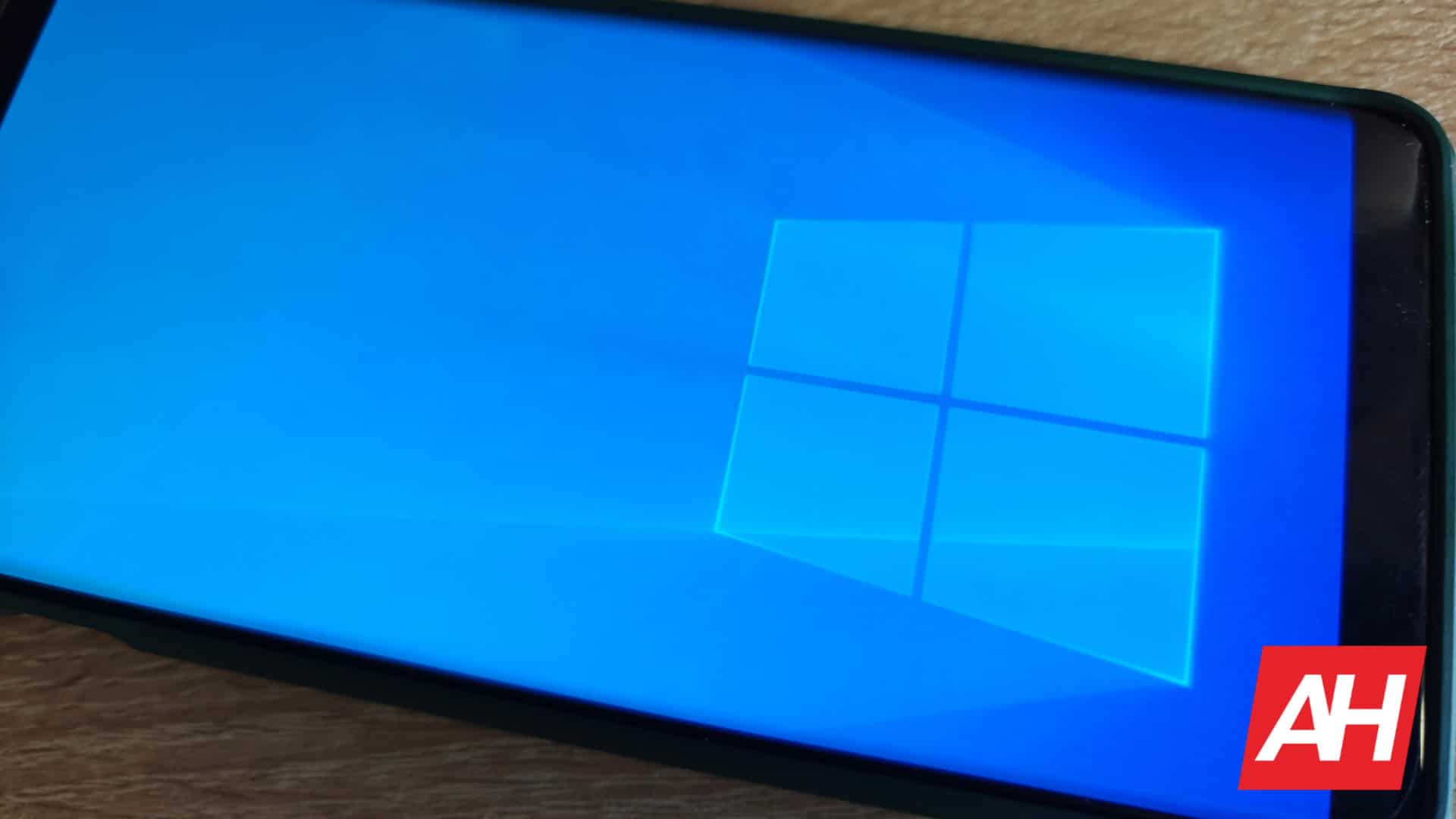 Windows 10 beta kanāls ir tiešraidē, un tas nodrošina dažādus kļūdu labojumus