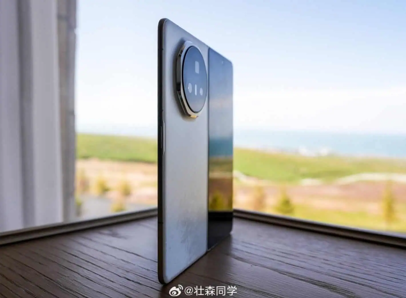 Honor Magic v3 attēlu noplūde 4