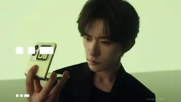 Huawei Nova Flip reklāmas 6. attēls