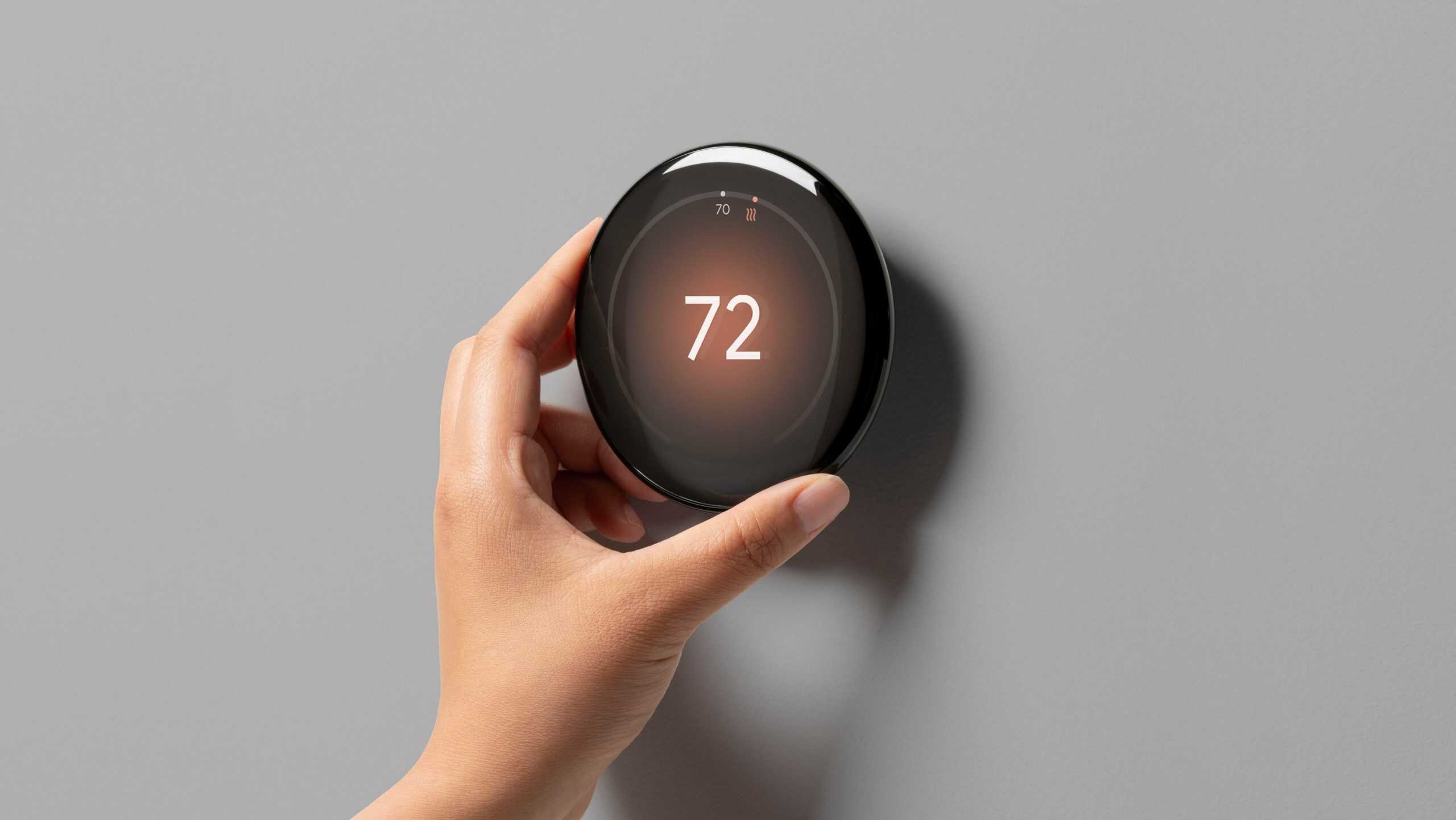 Atklāts Nest Learning Thermostat (4. paaudze) dizains, funkcijas un cena