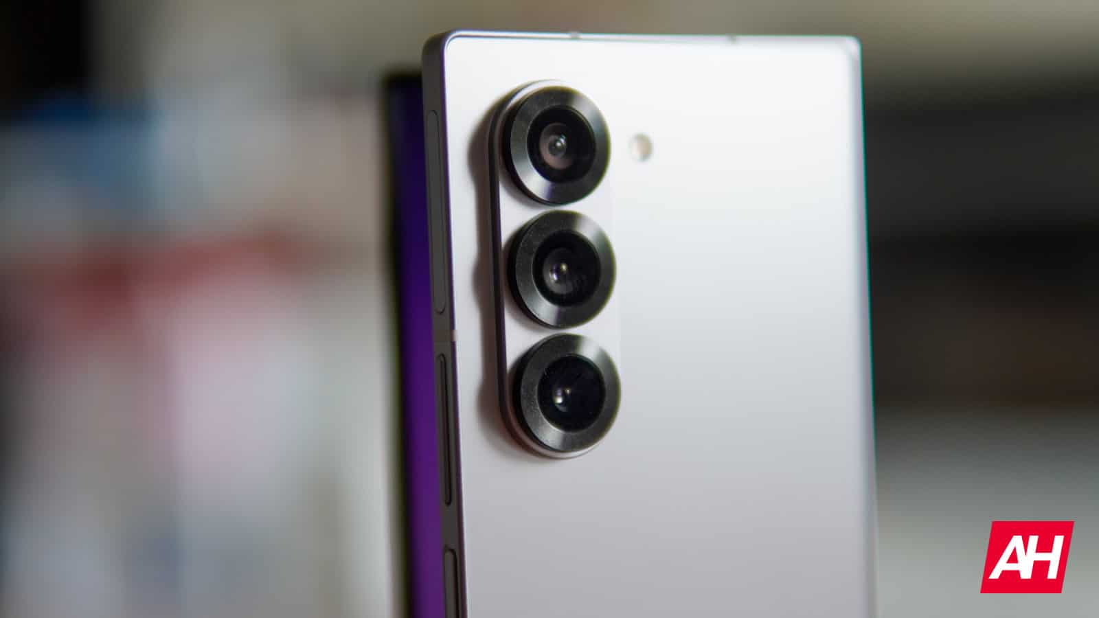 Samsung ziņojumi ir noņemti no jaunajiem Galaxy tālruņiem ASV