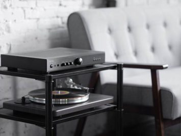 Rotel A8 integrētais pastiprinātājs (8)