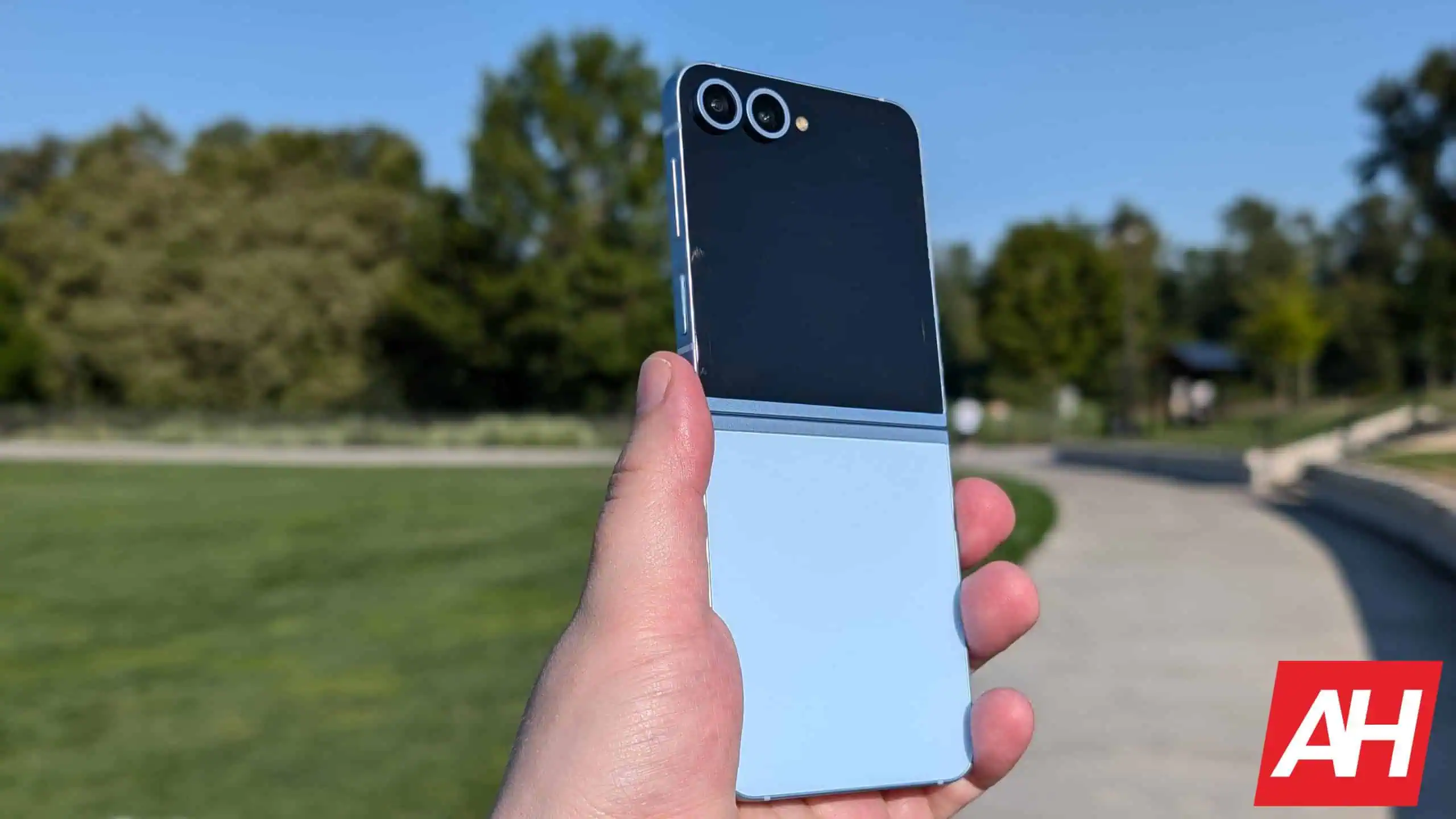 AH Samsung Galaxy Z Flip 6 apskats (19)