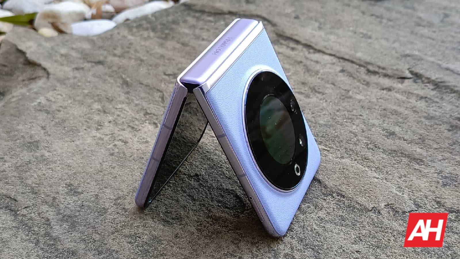 Featured image for Tecno Phantom V2 Fold and V2 Flip’s design details leaked