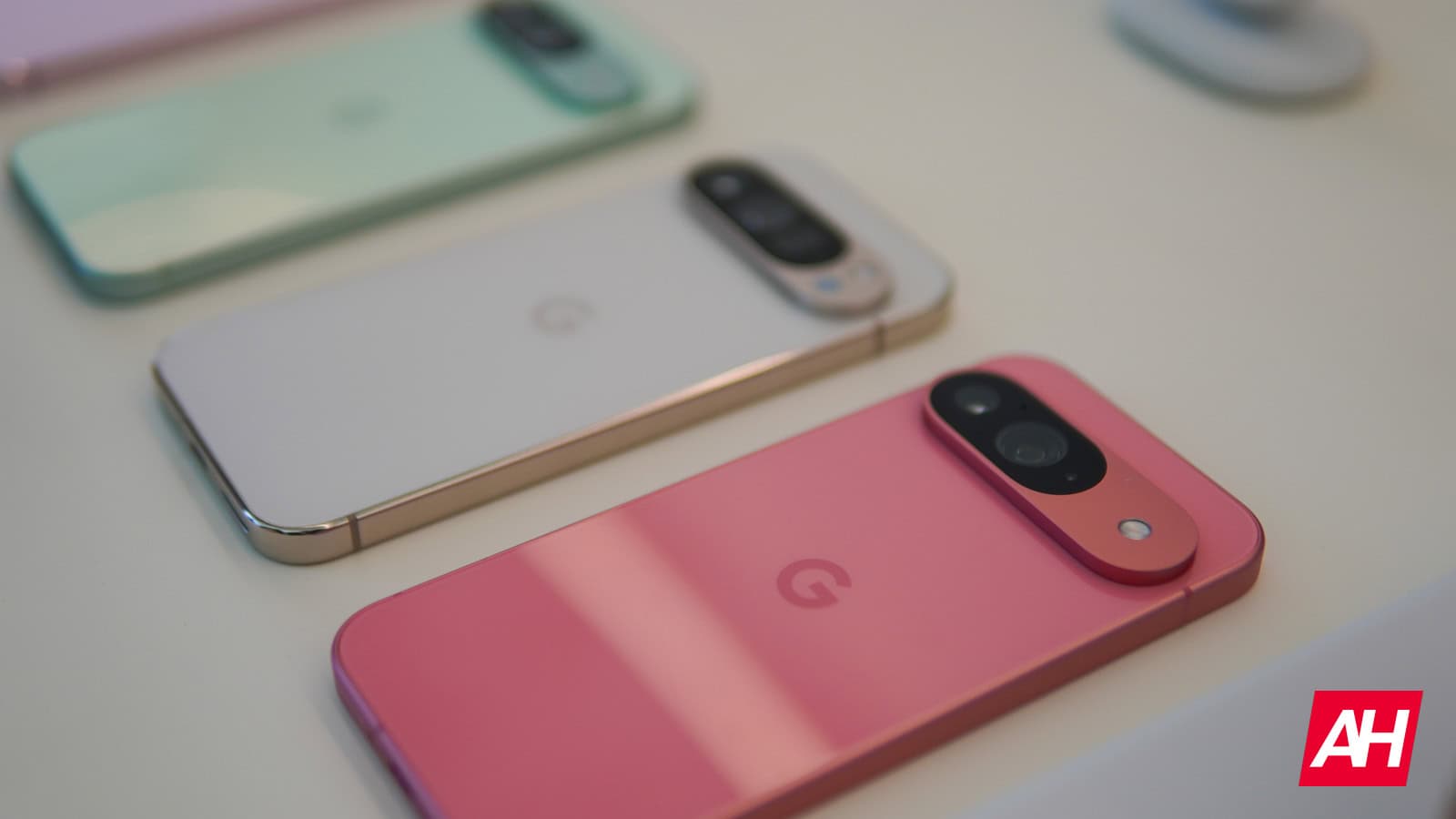 Lūk, viss, ko Google paziņoja savā lielajā Pixel 9 pasākumā