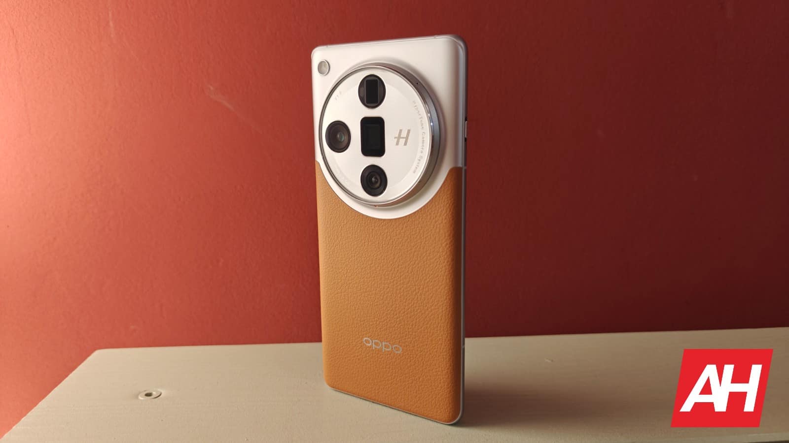 Featured image for OPPO Find X8 & X8 Pro specs leak ahead of October launch