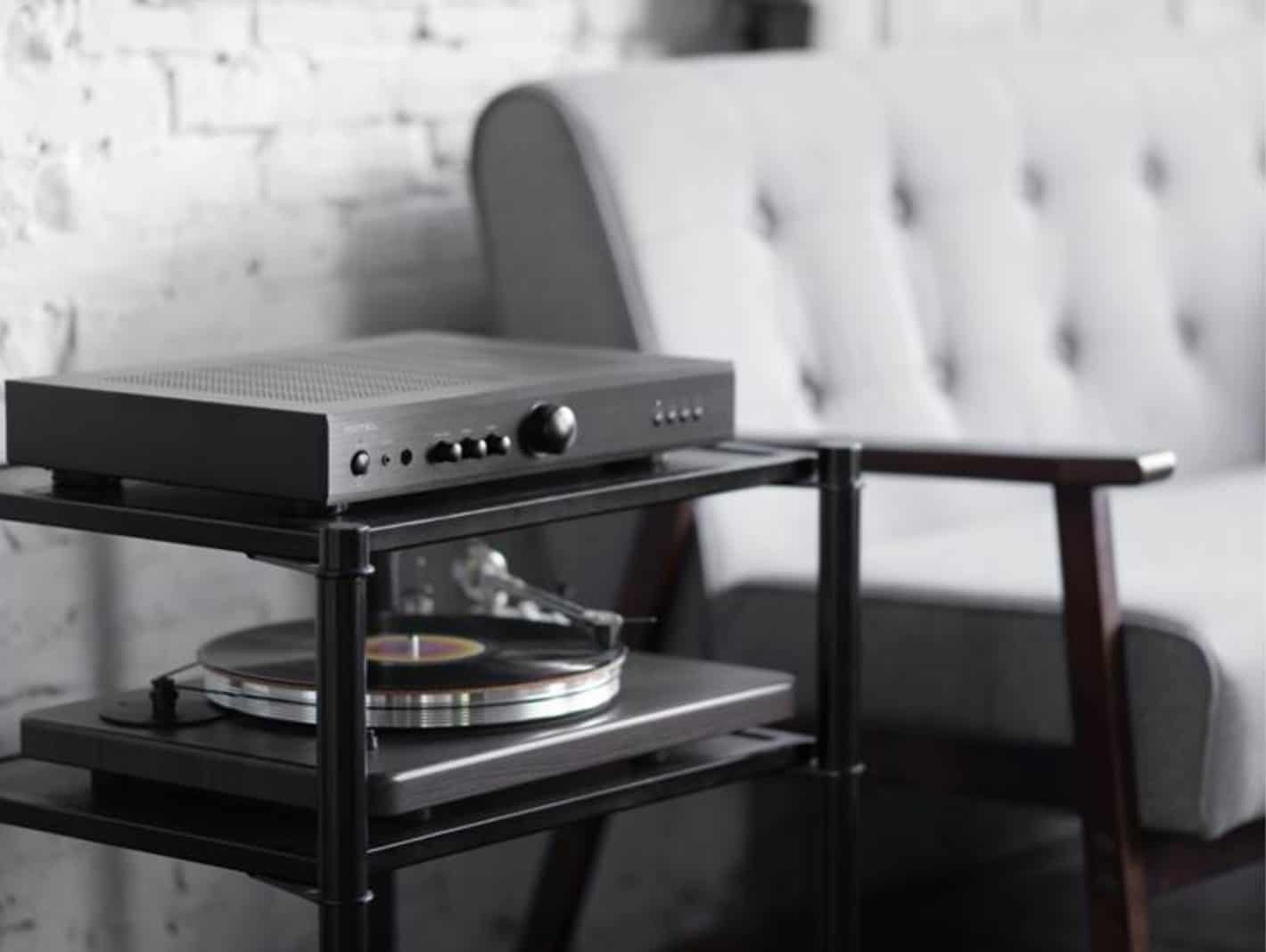 Rotel A8 Integrated Amplifier (8)