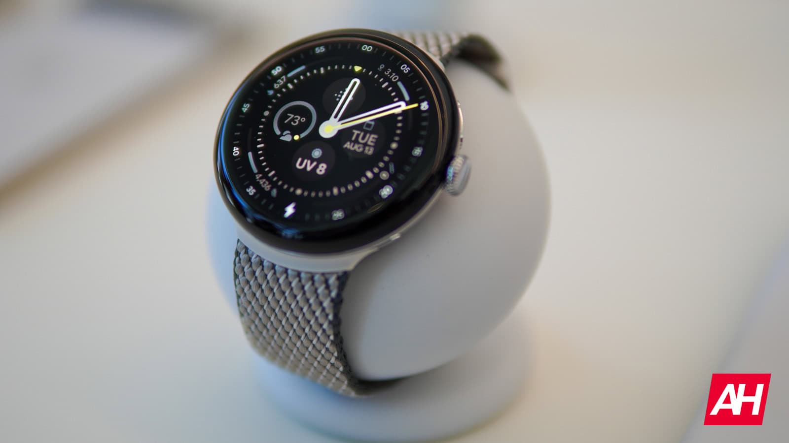 Vēl daži Pixel Watch 3 piederumi tikko nonāca Google veikalā