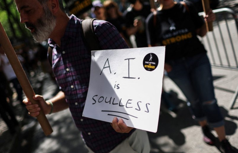 Videospēļu aktieri sāk streiku, sakot, ka mākslīgais intelekts apdraud viņu darbu