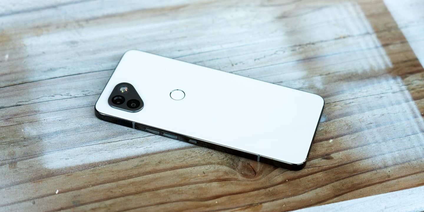 OSOM Ex-CPO iesniedz tiesā prasību, apgalvojot, ka dibinātājs ir izteicies par dārgu dzīvesveidu