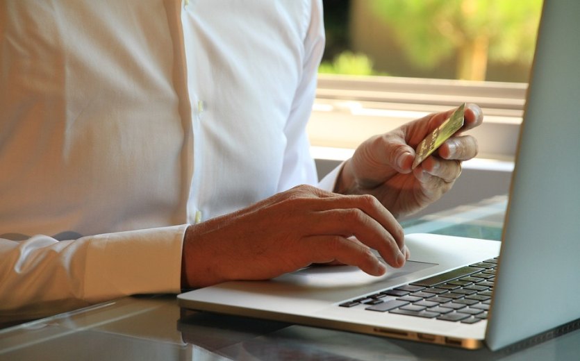 Vai ir droši veikt iemaksu iGaming vietnēs?