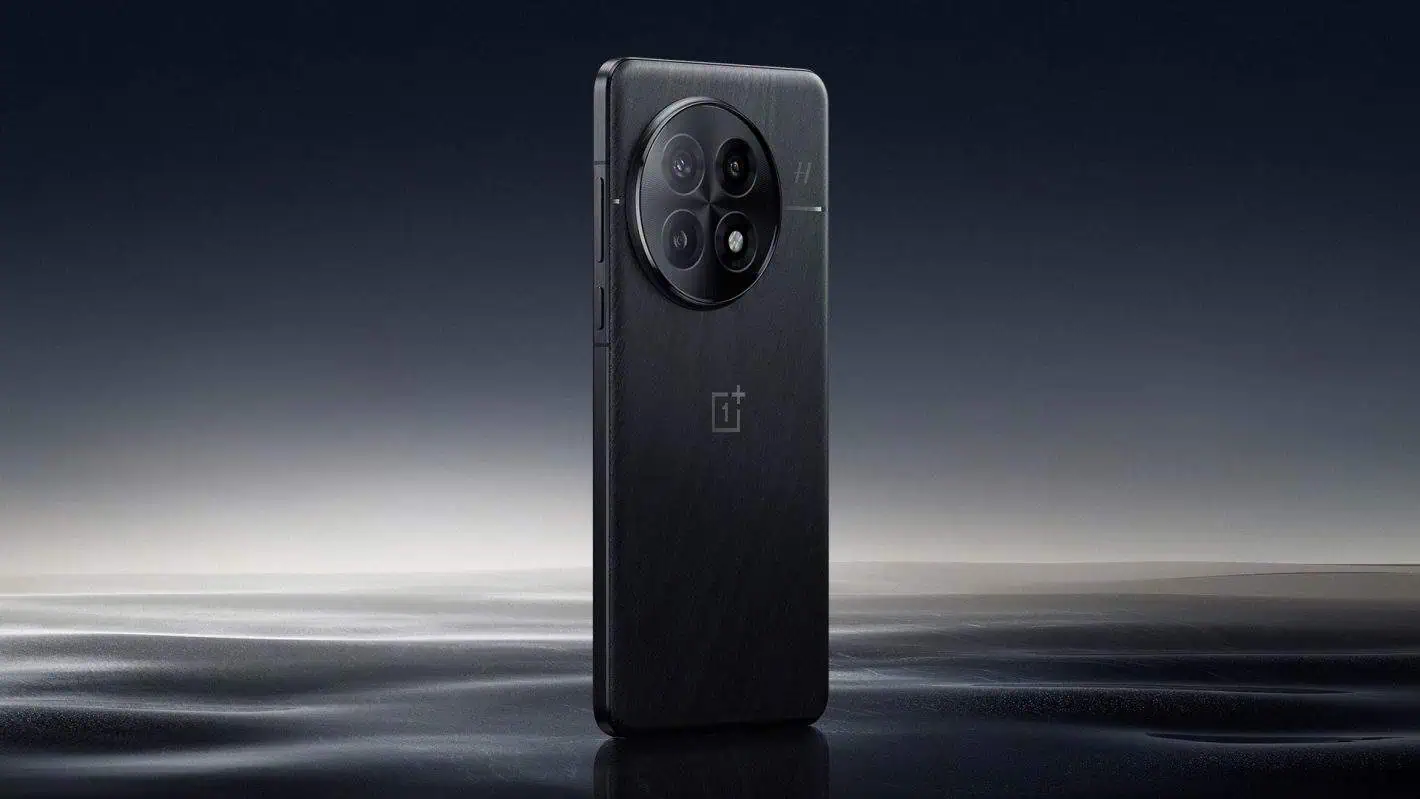 OnePlus 13 oficiālais attēls (1)