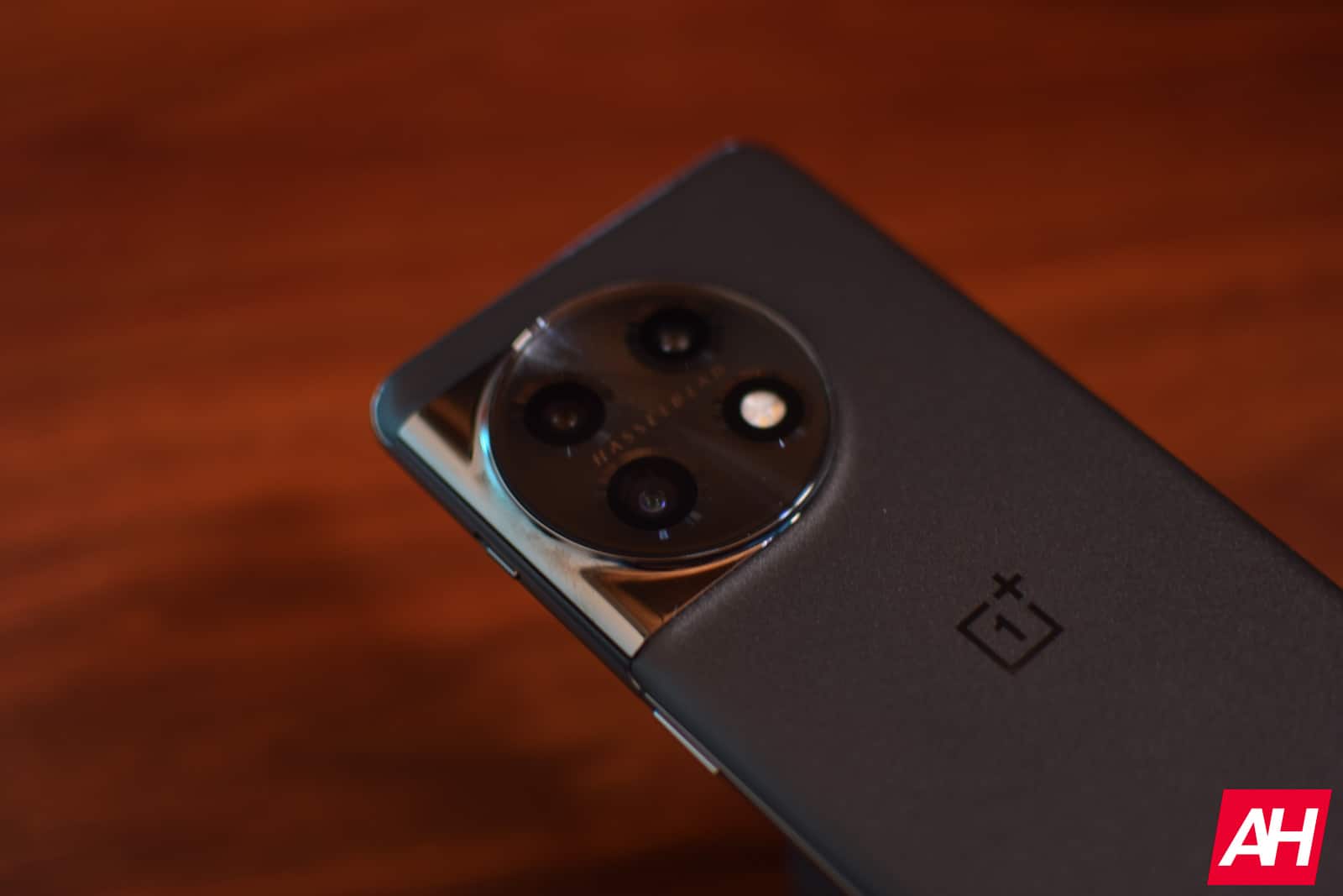 Iespējamais OnePlus 13 globālais variants tika pamanīts Geekbench