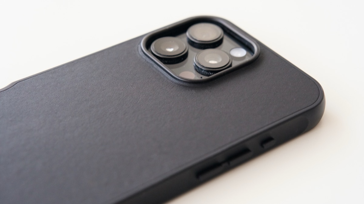 Mudžo vairoga futrālis