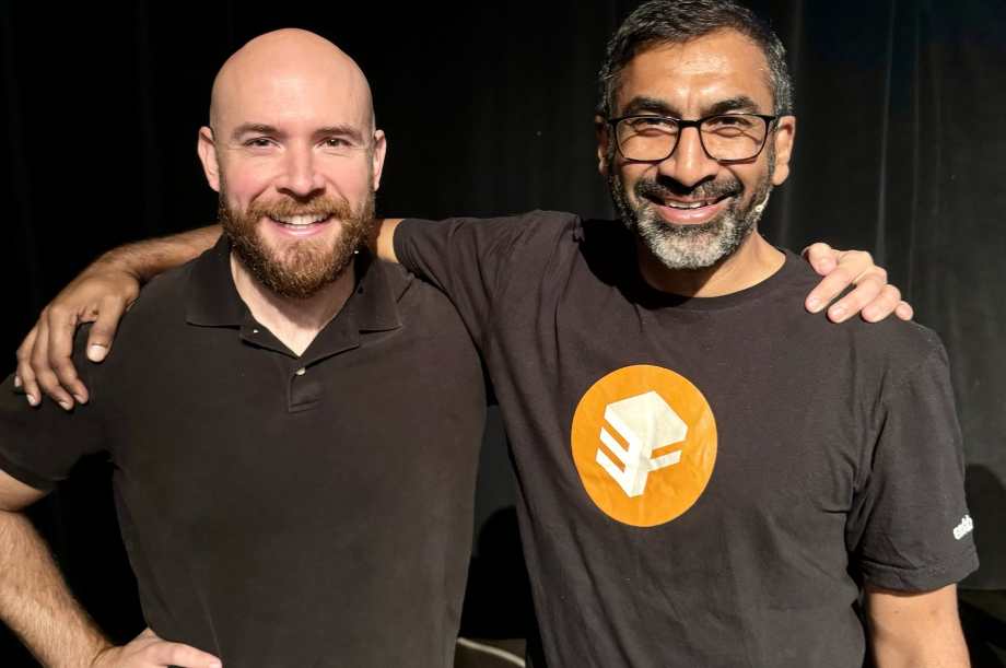 Enfabrica, AI mikroshēmu palaišanas uzņēmums, ko dibināja Google un Broadcom vadītāji, piesaista 115 miljonus USD, lai novērstu tīkla vājās vietas un paplašinātu AI modeļu apmācību.