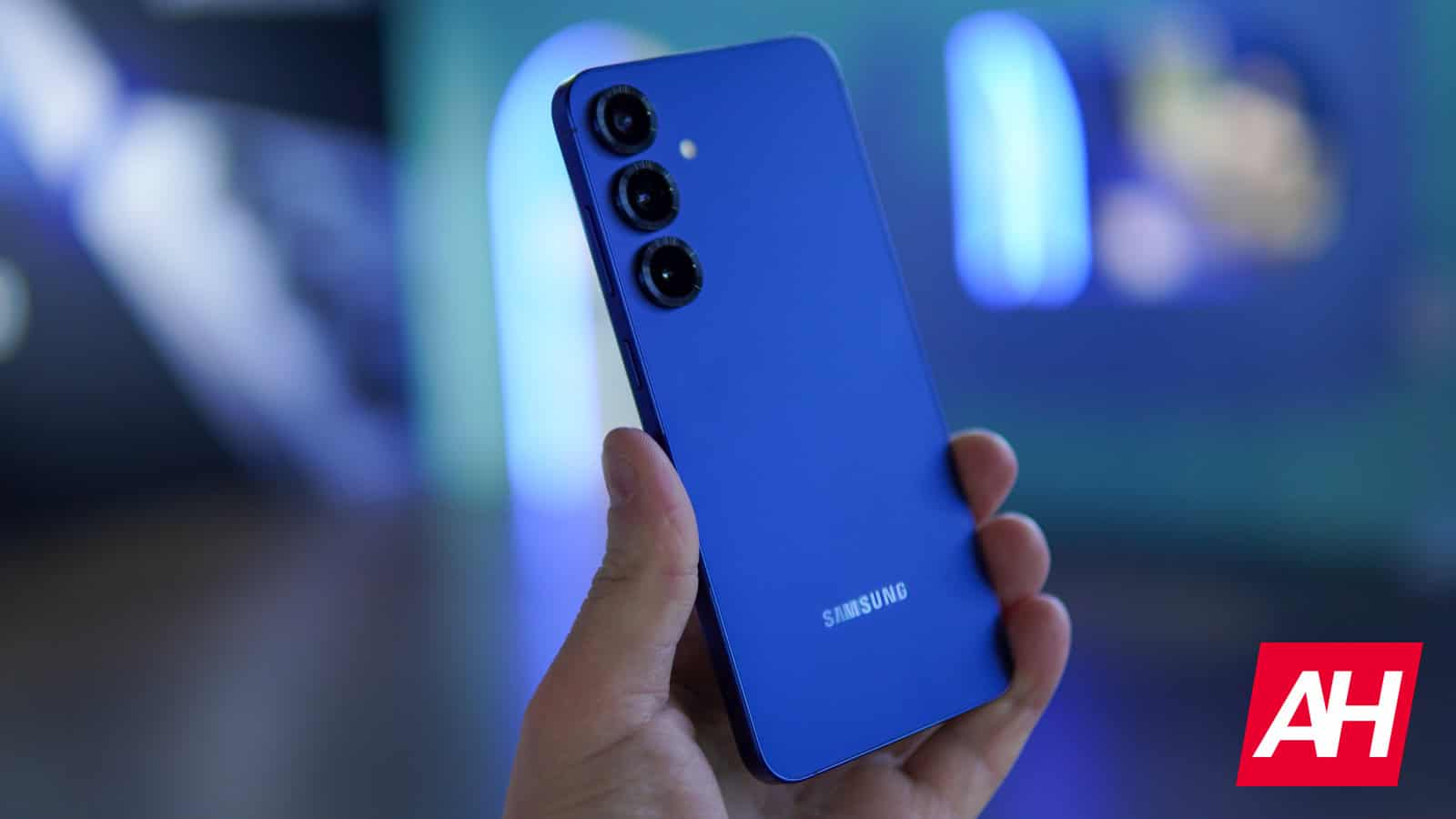 Labākie Samsung Galaxy S25 aksesuāri