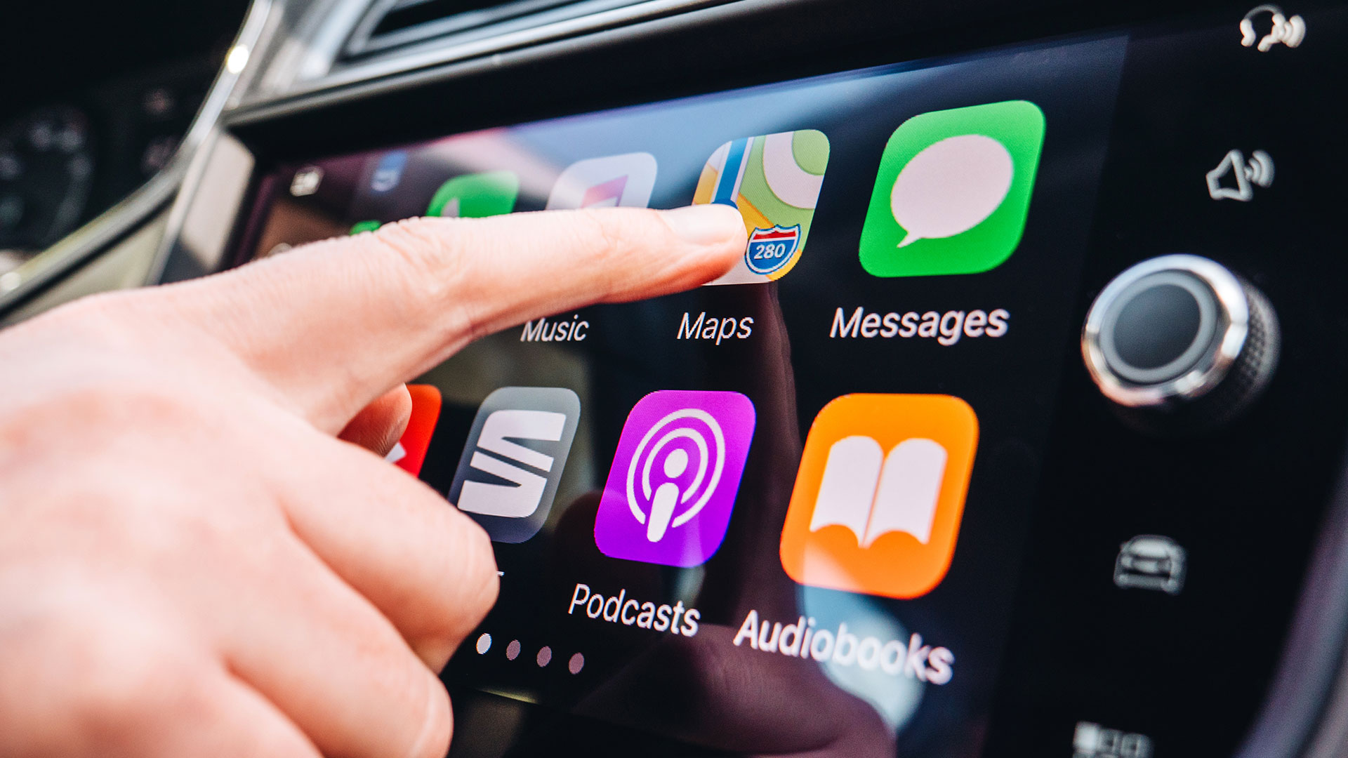 Apple CarPlay bezvadu savienojums Apple CarPlay bezvadu savienojums