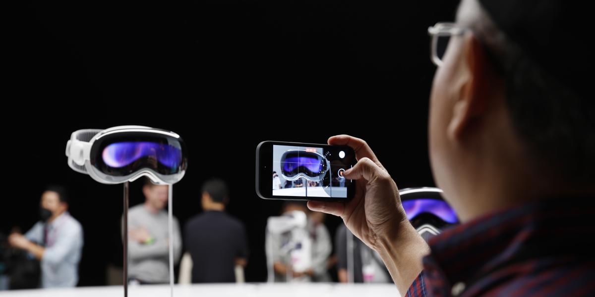 Kas ir Apple Vision Pro? Raksturlielumi un lietojumi