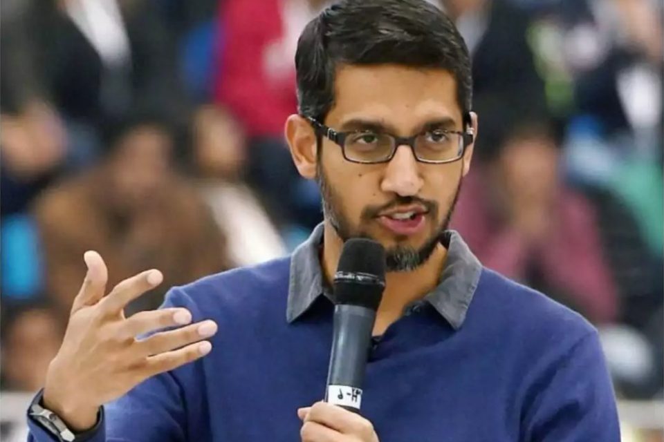 Google uz attāliem darbiniekiem: atgriezieties 3 dienas nedēļā vai zaudēt darbu