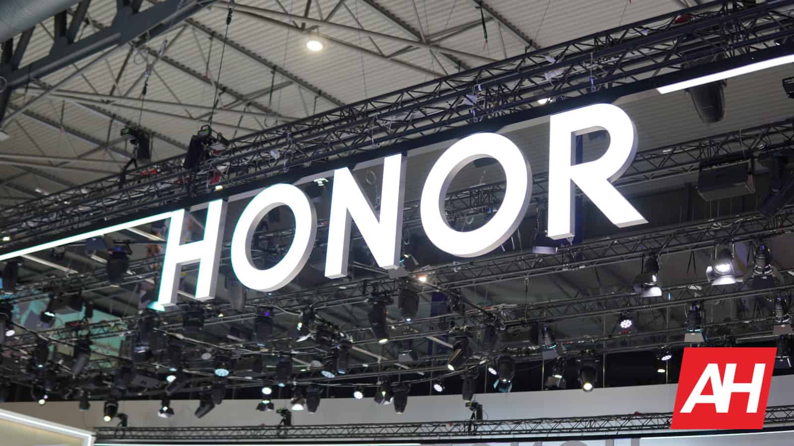 Honor paziņo par spēcīgām AI attēlu rediģēšanas funkcijām tālruņiem