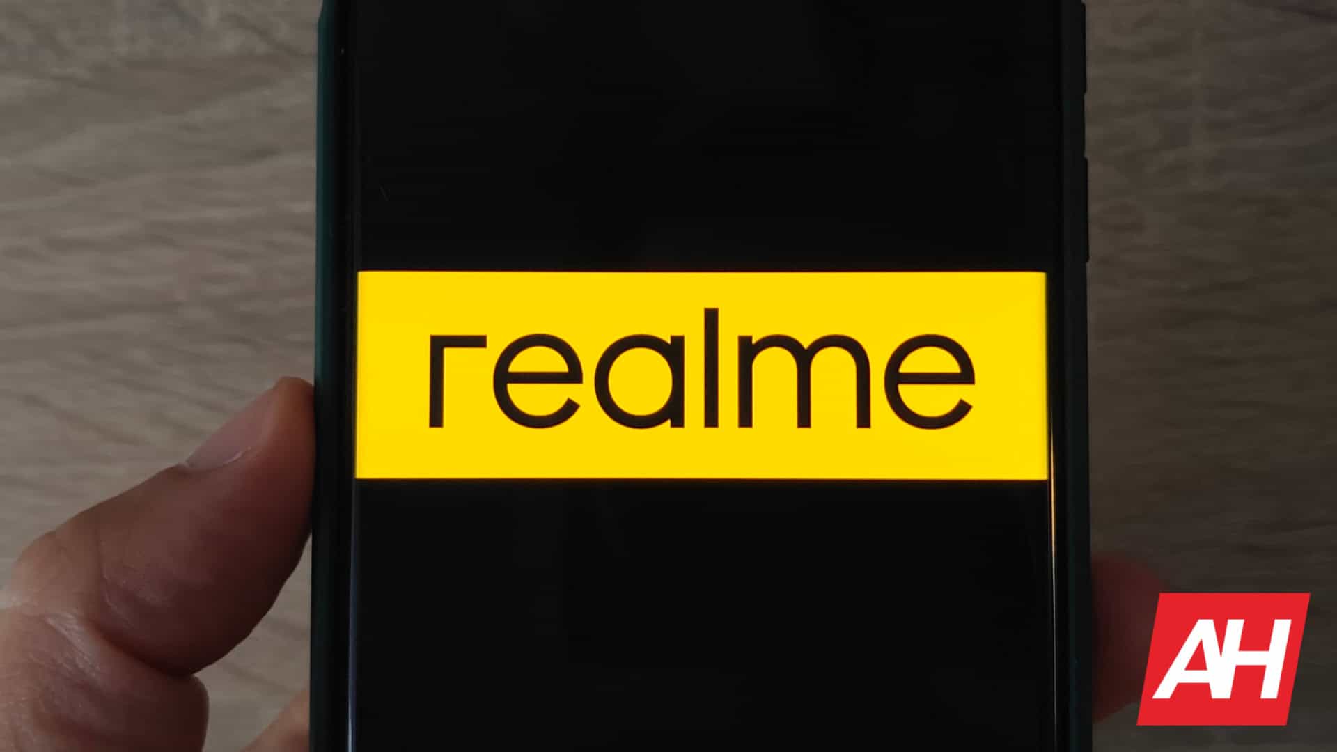 Realme GT 7 ar masīvu akumulatoru iegūst palaišanas datumu, specifikācijas