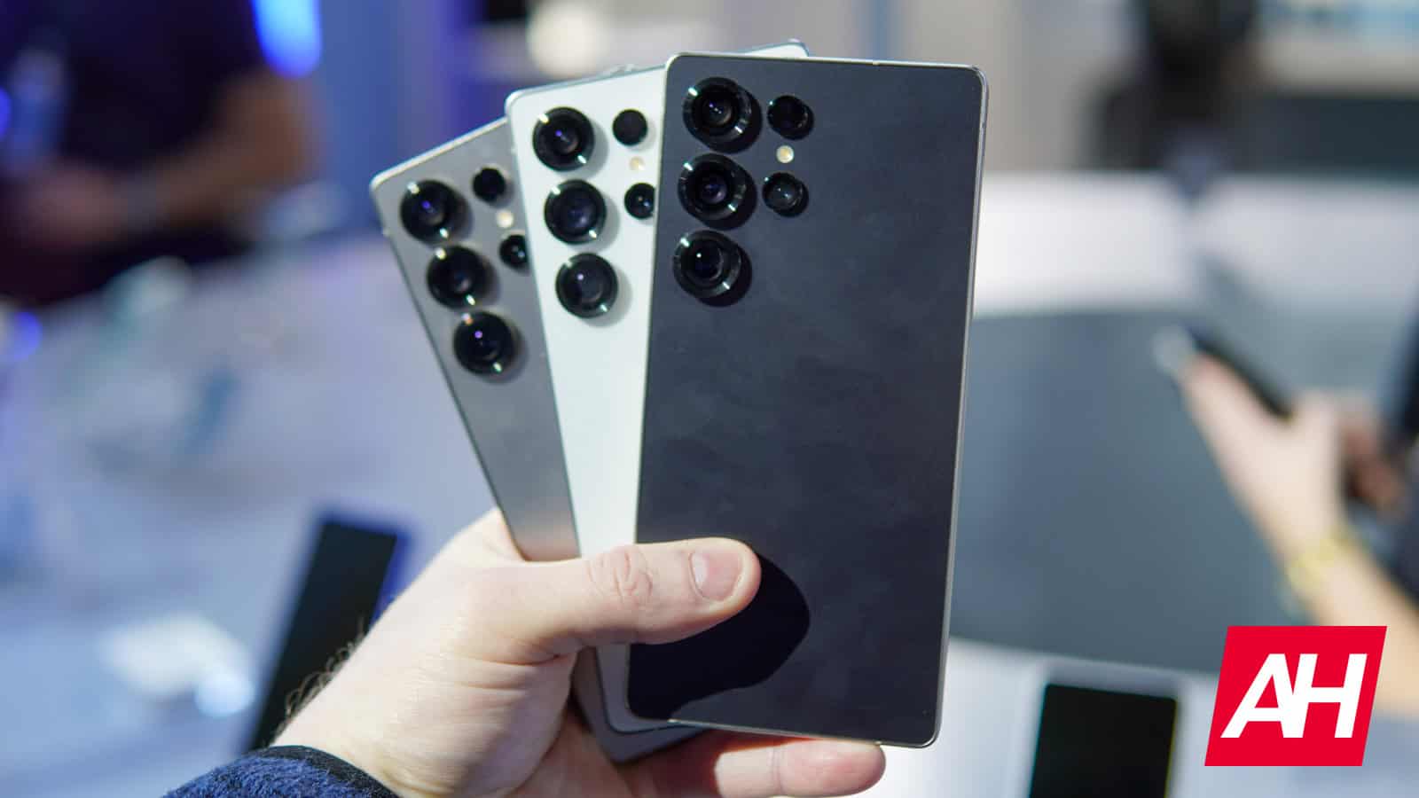 Galaxy S25 Ultra rezultāts ir liels: bezmaksas dubultā glabāšana un ekskluzīvās krāsas