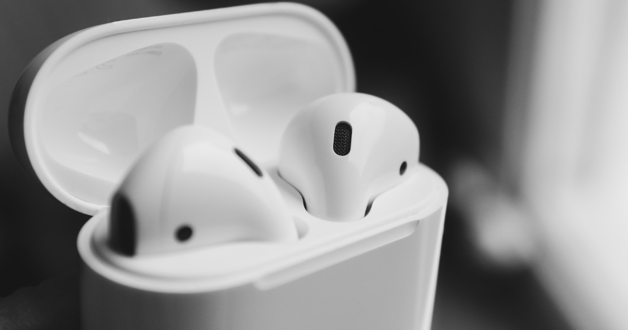 Izveidojiet savienojumu starp iPhone un AirPods