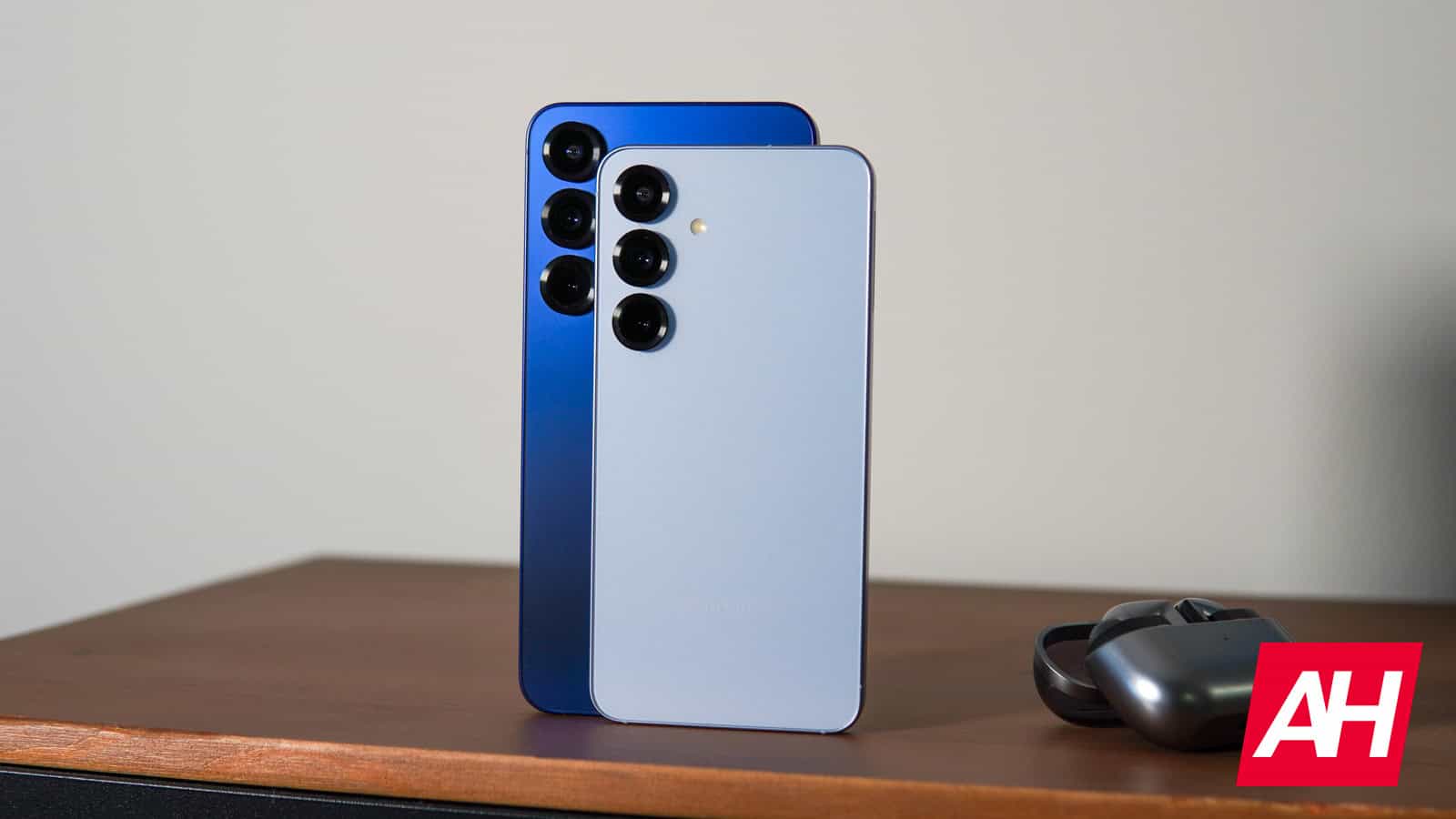 Drīzumā Galaxy S25 ierīcēm var samazināties viena UI 8 stabile