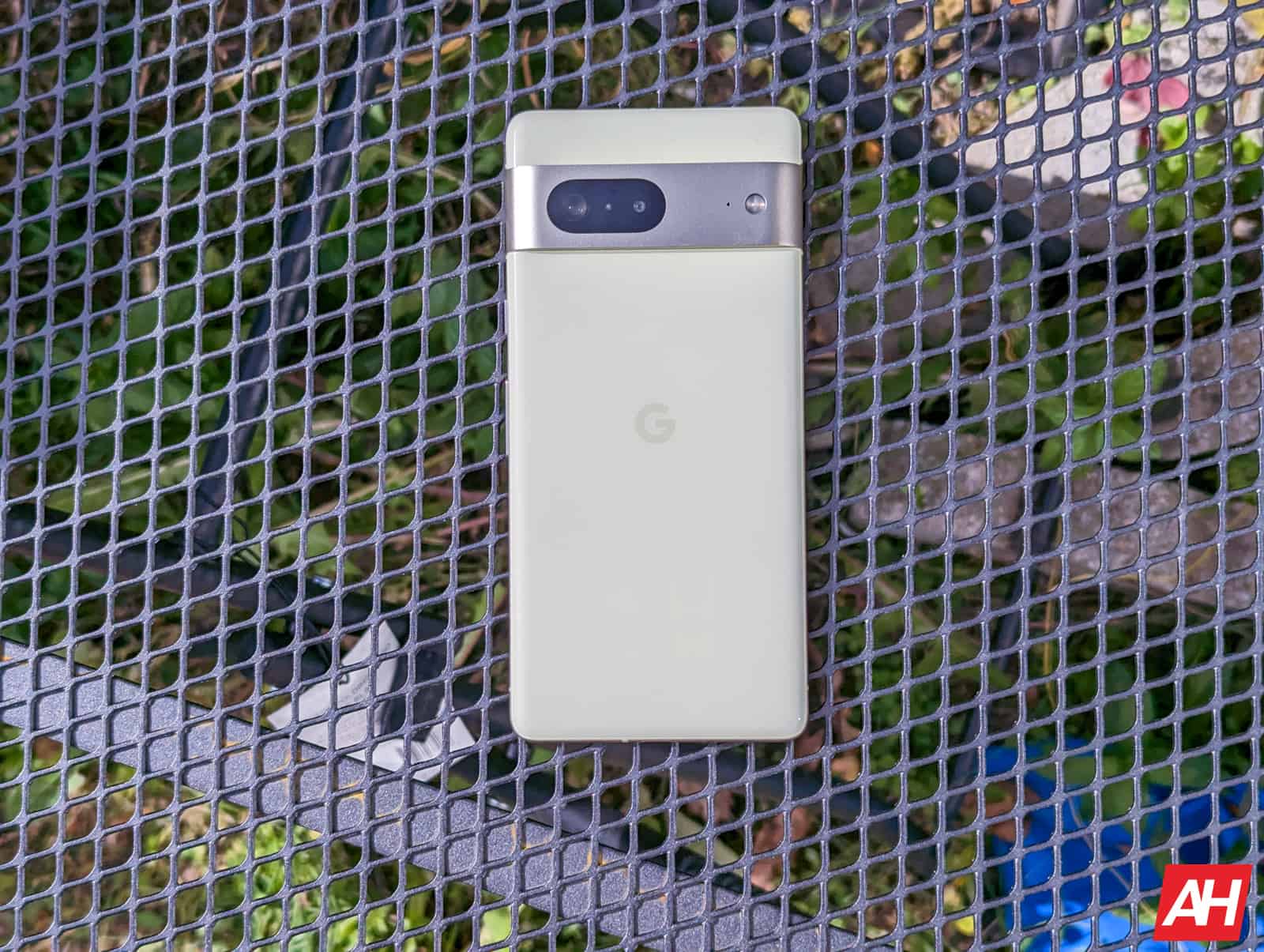 Pikseļa 7 pārdošanas apjomi Japānā ir aizliegti par patentu sadursmi