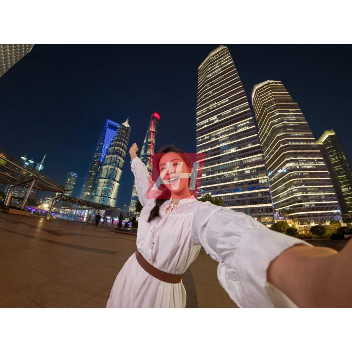 Ekskluzīvs Insta 360 Go Ultra AH 11