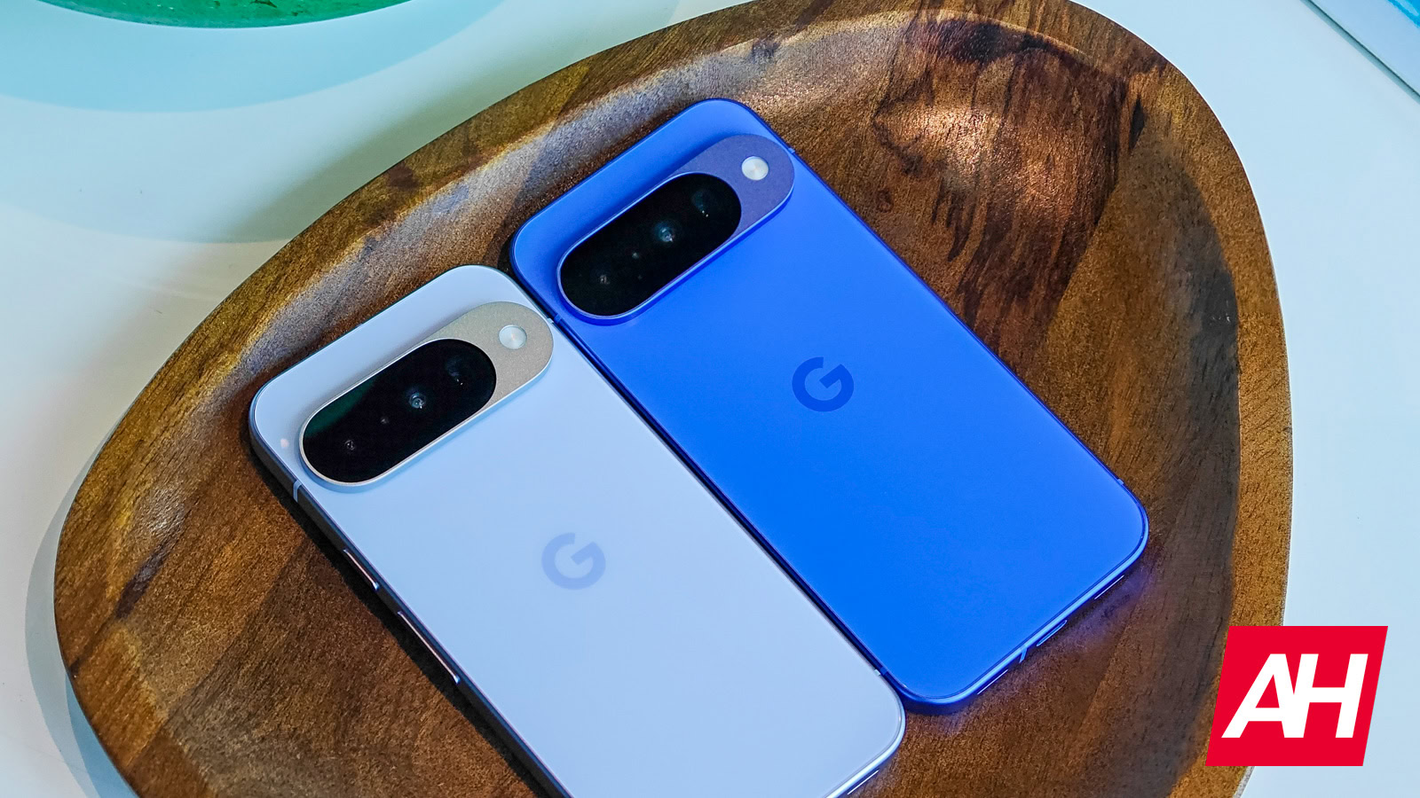 Google bloķē 3,5 GB no vaniļas Pixel 10 RAM AI